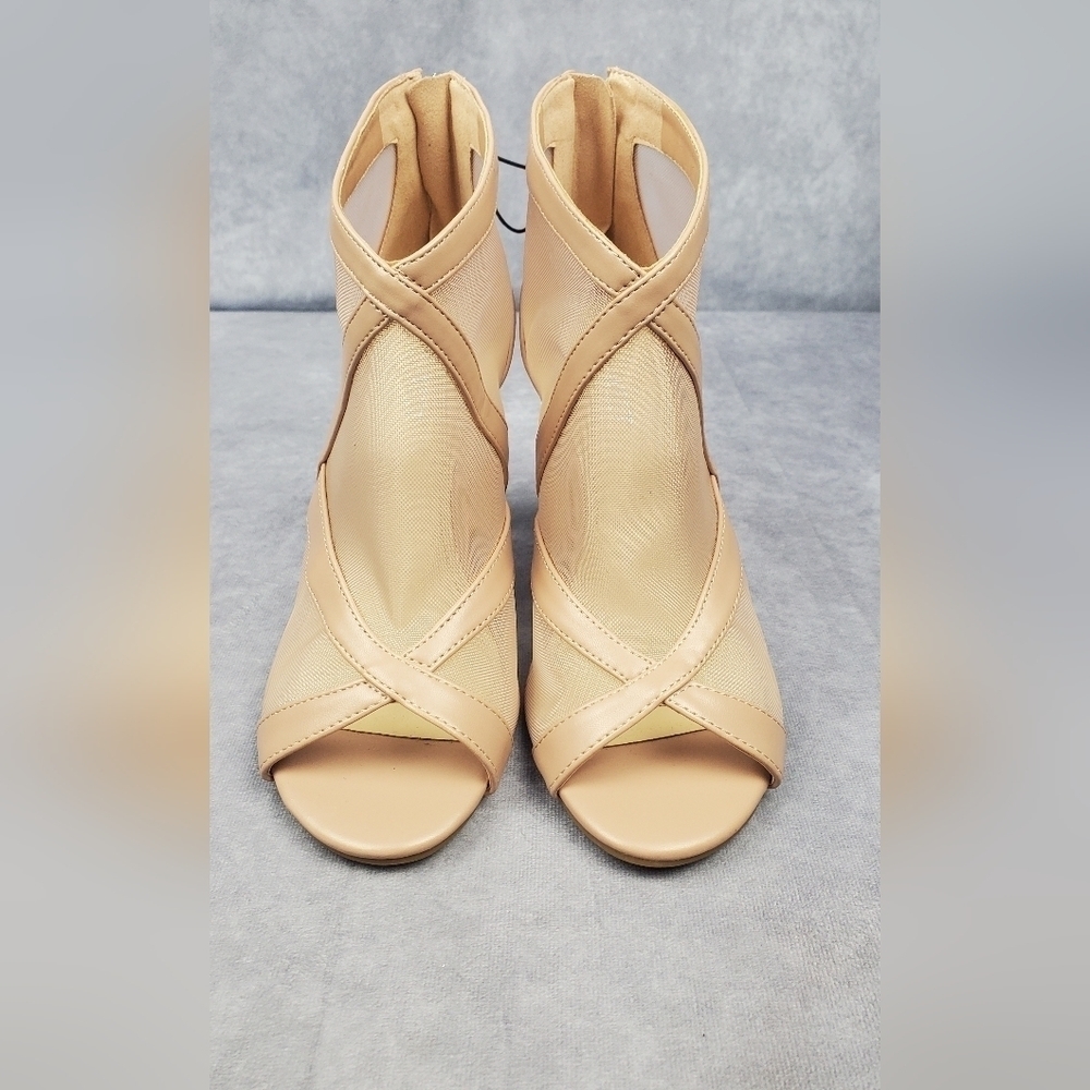 Nine West Heel‎ Zip  Women's Size 6M Mesh siding powder pink